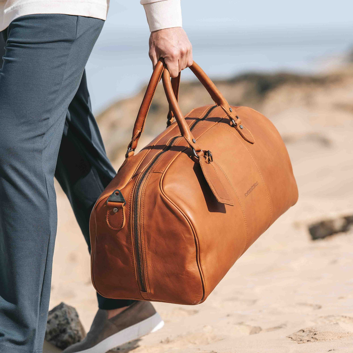 
William Vollnarbenleder-Weekender-Reisetasche – alternate product view 2