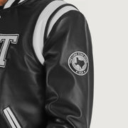 
Innenansicht Showing Quilted Polyester Lining & Zwei funktionale Innentaschen