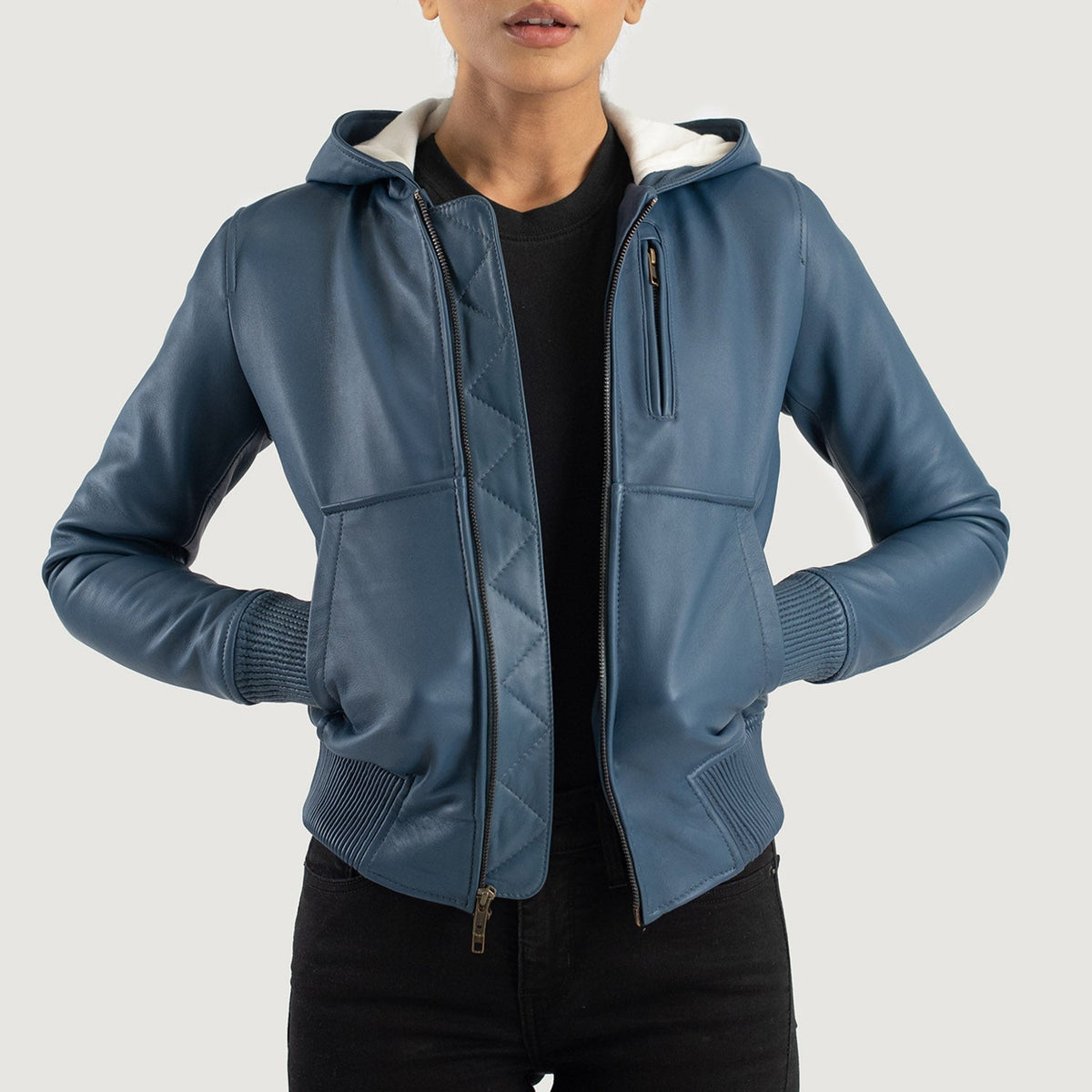 Women's Luna Blue Hooded Leather Bomber Jacket in Blue Sheepskin Leather - Vorderansicht &amp; maßgeschneiderte Silhouette | Online Kaufen