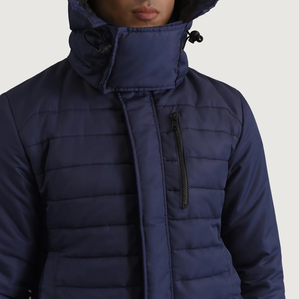 
Innenansicht Showing Quilted Viscose Lining & Zwei funktionale Innentaschen