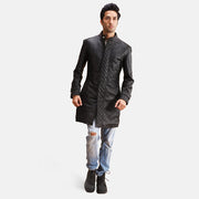 Detailansicht of Band with snap button &amp; Zipper with button flap Hardware on Men's Midlander Gesteppt Schwarz Ledermantel für Herren