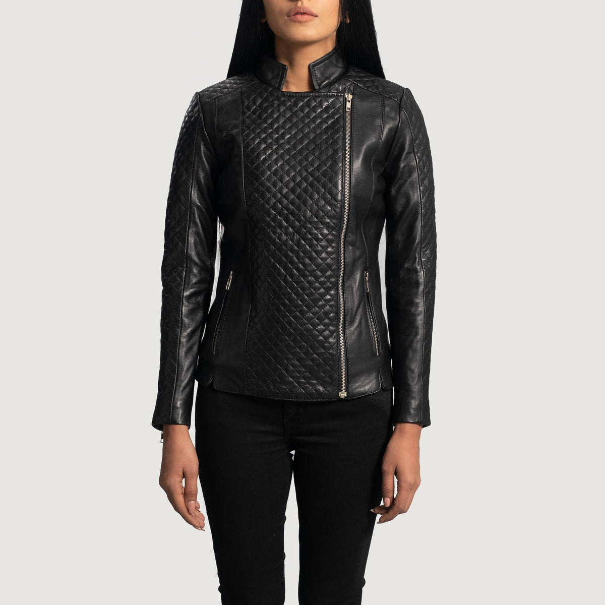 
Orient Grain Gesteppt Schwarz Leder-Bikerjacke für Damen in Black Sheepskin Leather - Vorderansicht & maßgeschneiderte Silhouette | Online Kaufen