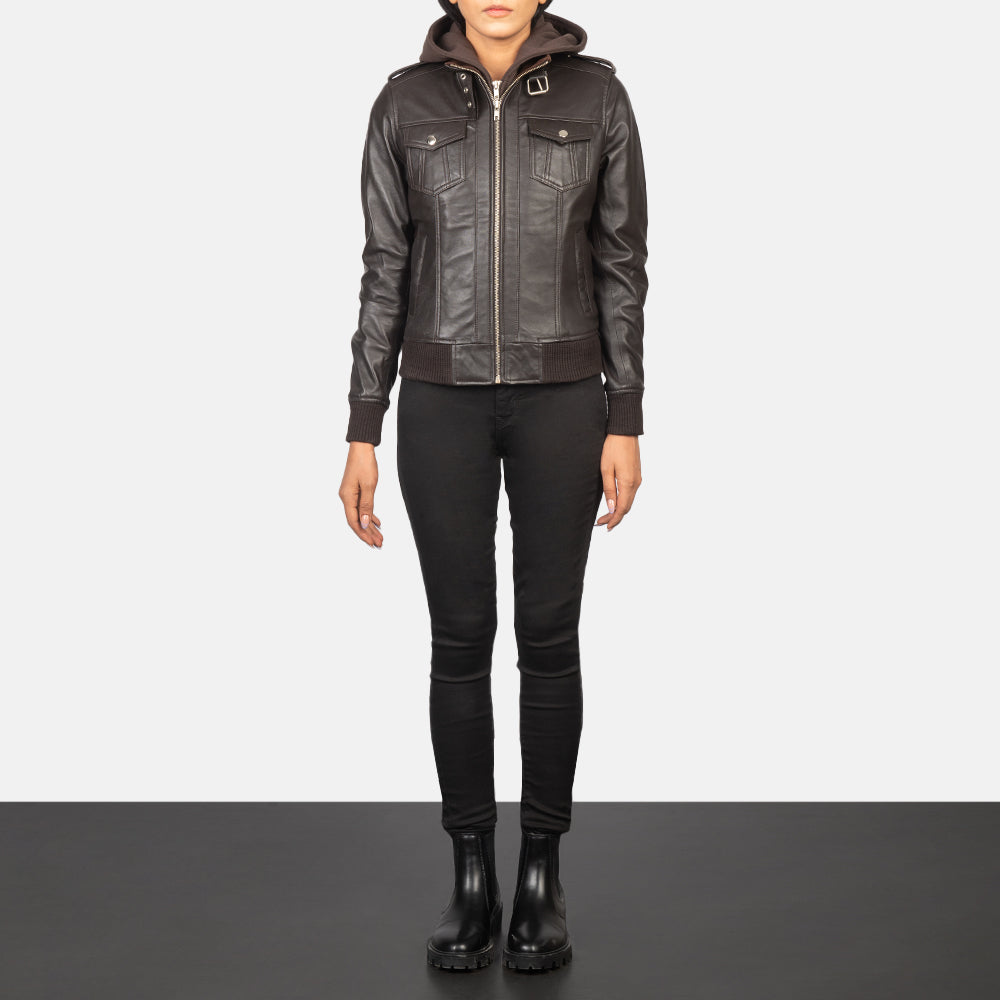 
Roslyn Brown Hooded Leather Bomber Jacket - Seitenansicht mit ergonomischem Ärmelschnitt & sportlicher Passform