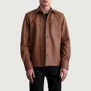 Scout Matte Braun Leather Shirt für Herren in Matte Brown Cowhide Leather - Vorderansicht &amp; maßgeschneiderte Silhouette | Online Kaufen