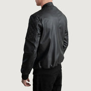 
Innenansicht Showing Quilted Polyester Lining & Zwei funktionale Innentaschen