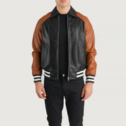 Walton Blue Leather Varsity Jacket in Blue Sheepskin Leather - Vorderansicht &amp; maßgeschneiderte Silhouette | Online Kaufen