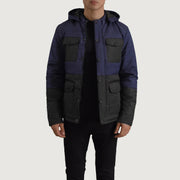 
Wayne Schwarz & Blau Hooded Puffer Lederjacke für Herren in Black + Blue Full-Grain Leather - Vorderansicht & maßgeschneiderte Silhouette | Online Kaufen