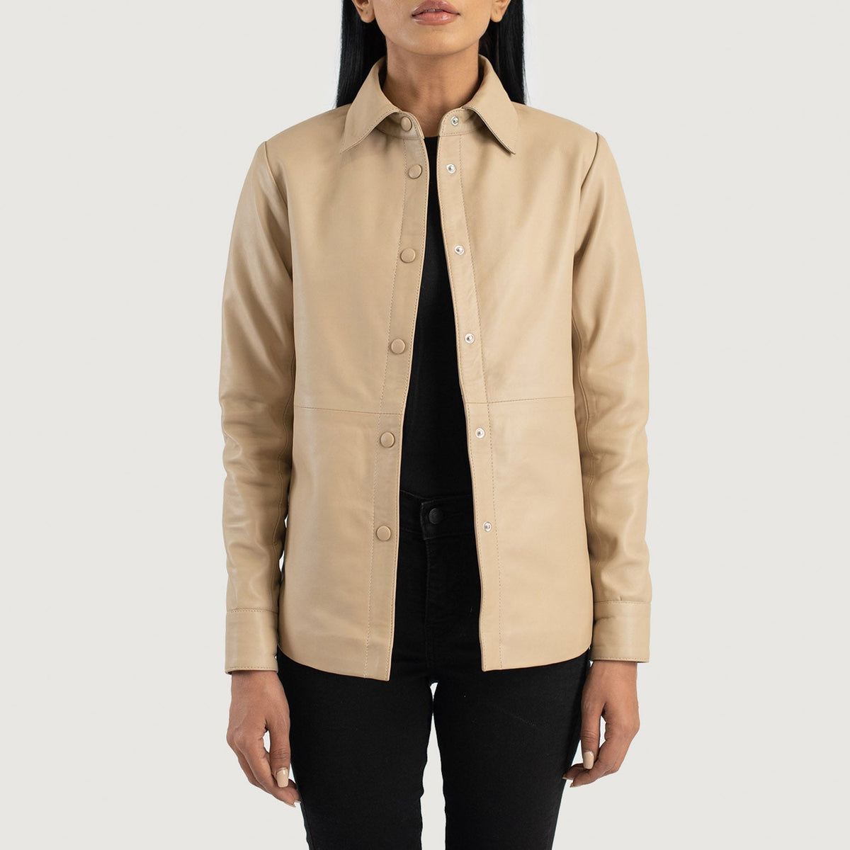 Women's Zenith Beige Leather Shirt Jacket in Beige Sheepskin Leather - Vorderansicht &amp; maßgeschneiderte Silhouette | Online Kaufen
